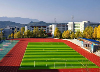 成都成医一附院护士学校操场一角