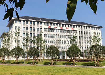 成都师范学院德阳高级中学实训楼