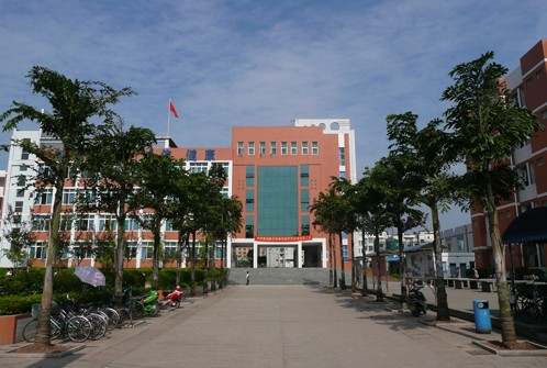 泸州市电子机械学校招生要求、学校招生要求