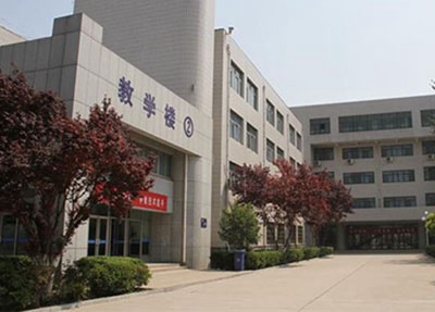 眉山科学技术学校教学楼