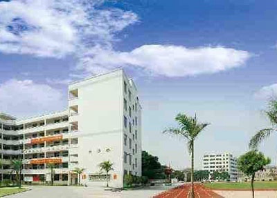 眉山科学技术学校校园风景