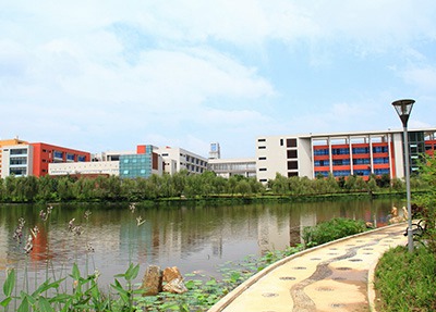 彭山职业高级中学校校园风景