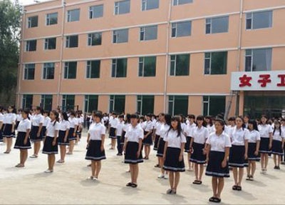 四川华达卫校学校学生