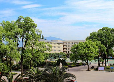 内江宏昌职业技术学院学校环境