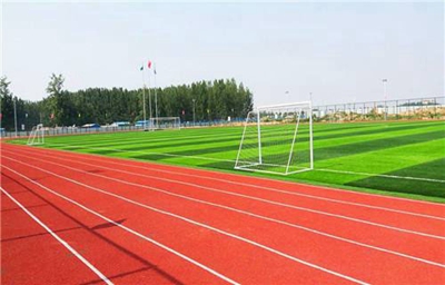内江铁路机械学校