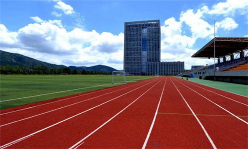 乐山市医药科技学校
