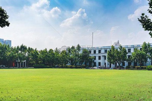 合江县福宝职业中学2022年报名学费多少钱