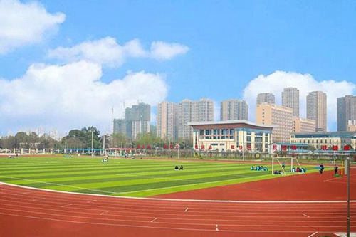 攀枝花建筑高级技工学校2022年报名一年多少学费