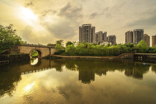 泸州市启明职业技术学校2022年学费多少