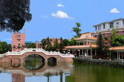资阳技工学校2022年学费多少？贵吗？