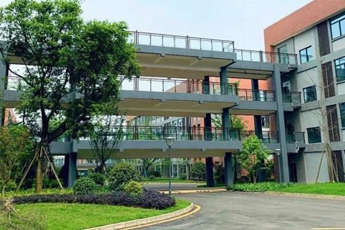 绵阳交通技工学校2022年报名一年多少学费