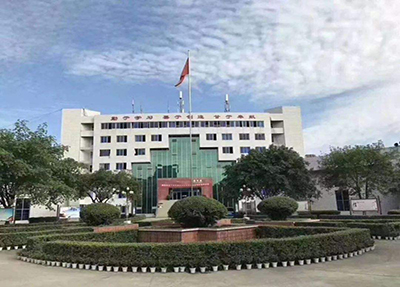 学校大门.