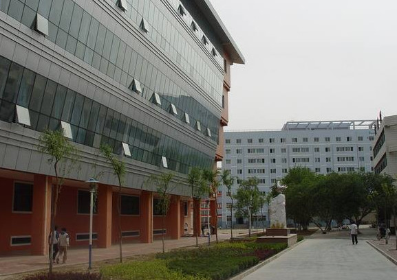 兰州石化职业技术学院