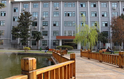 河南电子科技学校