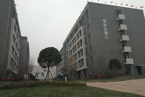 岳阳职业技术学院有高铁乘务专业吗