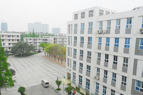 长沙职业技术学院五年制大专药剂专业怎样