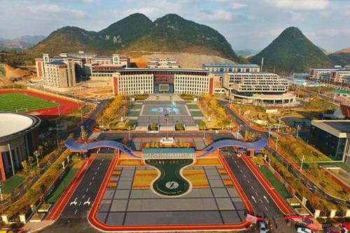 湖南信息职业技术学院有高铁乘务专业吗