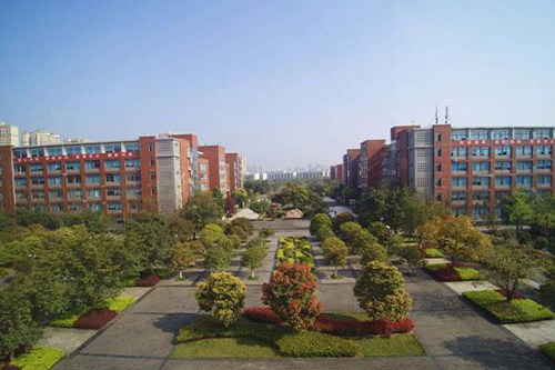 湘潭高铁铁路学校2022招生简章