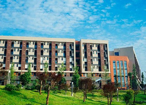 石家庄法商中等专业学校2023届学子的迷彩回忆