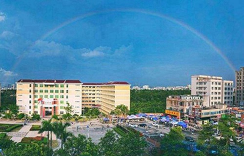 张家口煤矿机械制造高级技工学校位置在哪?